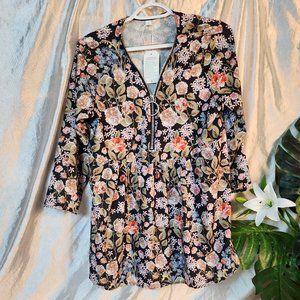 NWT Boutique Top Women's size Large Zip Front Floral Tunic Black/Floral